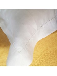 Pure linen sheets finished with hemstitch