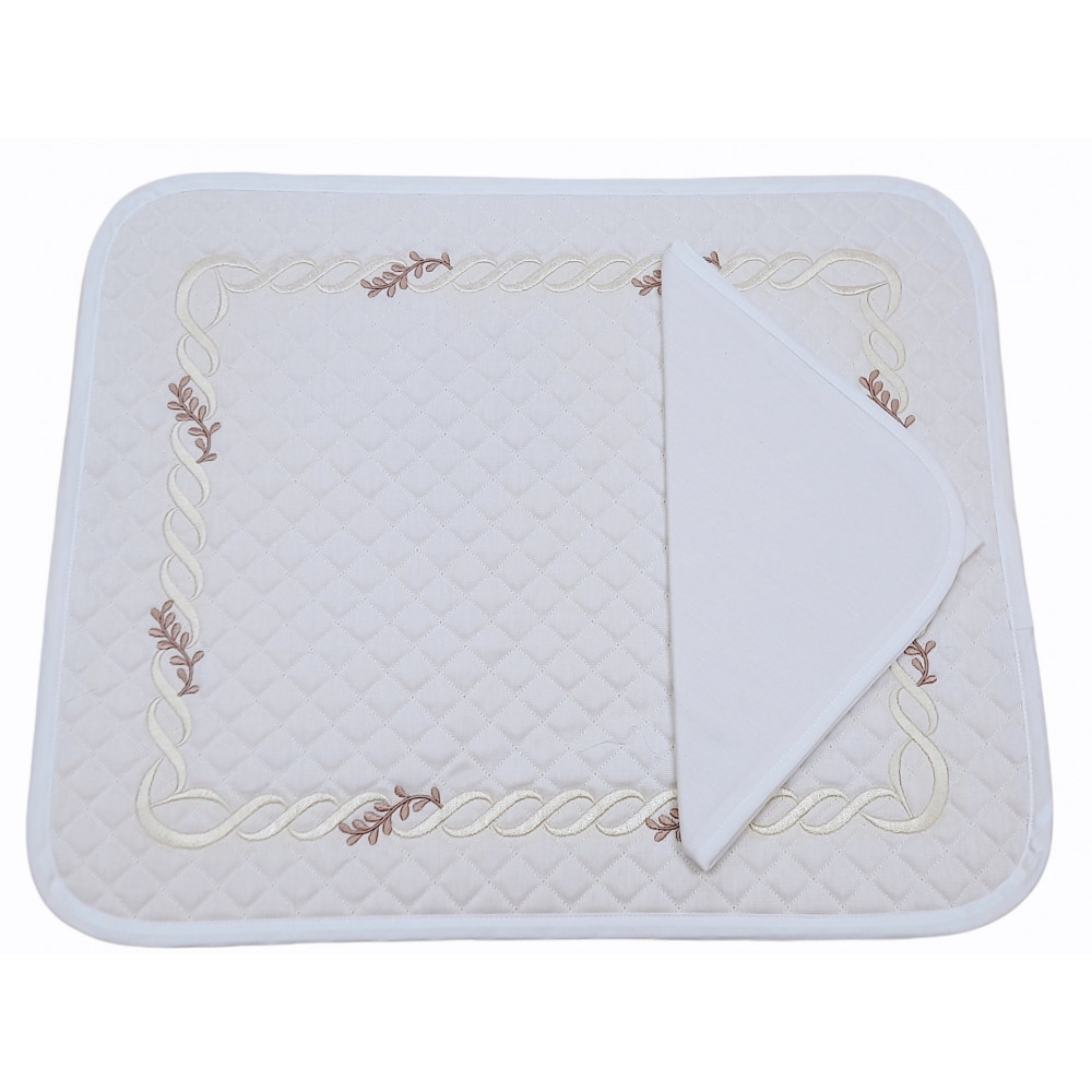 American placemat Classic Chic embroidery