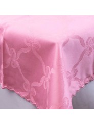 Fiandra Fiocchino tablecloth with scalloped napkins